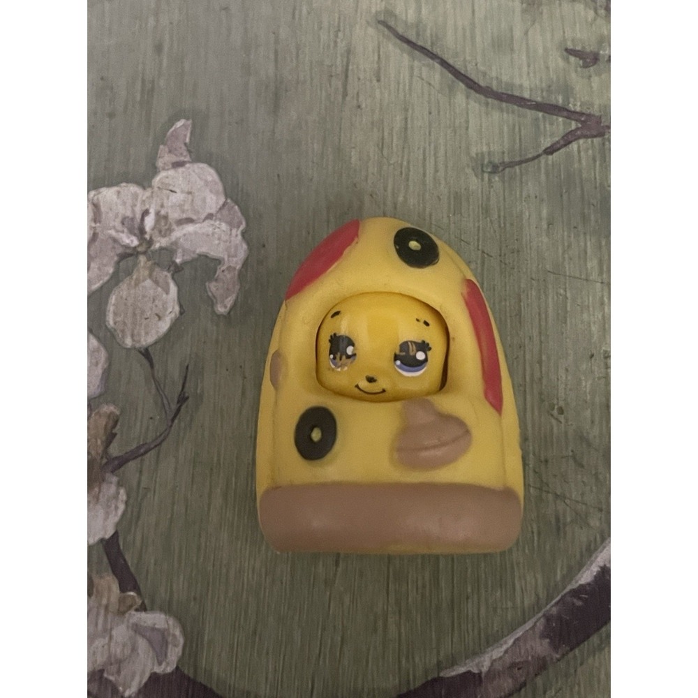 Spin Master Party Animals By Moose Collectible Dress Up Pizza Slice Bear